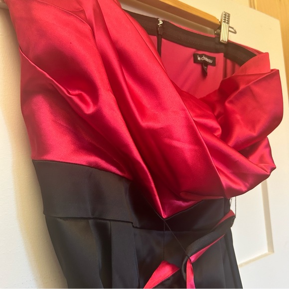 Stunning strapless Satin Cocktail / Prom dress - Picture 5 of 6